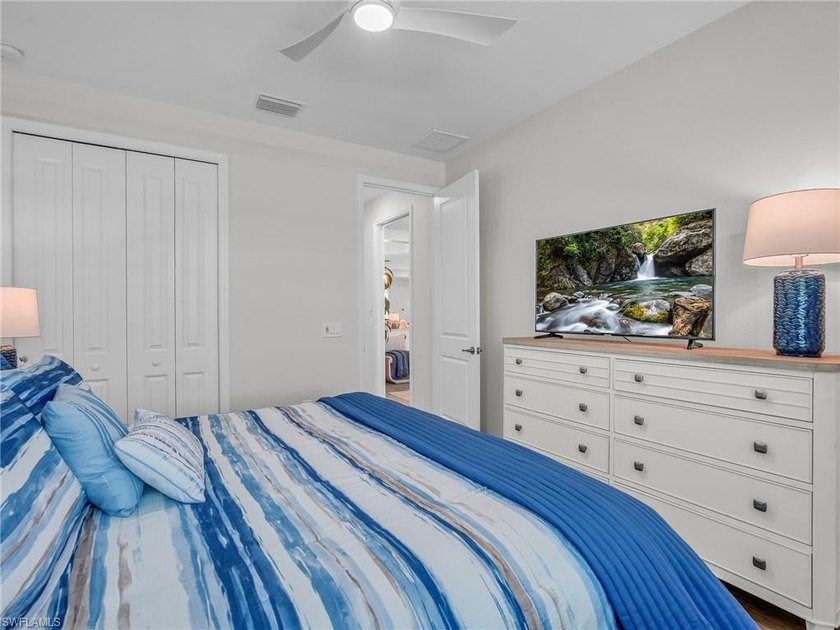 Experience luxury living in this exceptional BUNDLED GOLF - photo 14