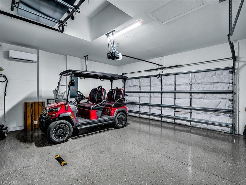 Experience luxury living in this exceptional BUNDLED GOLF - photo 21