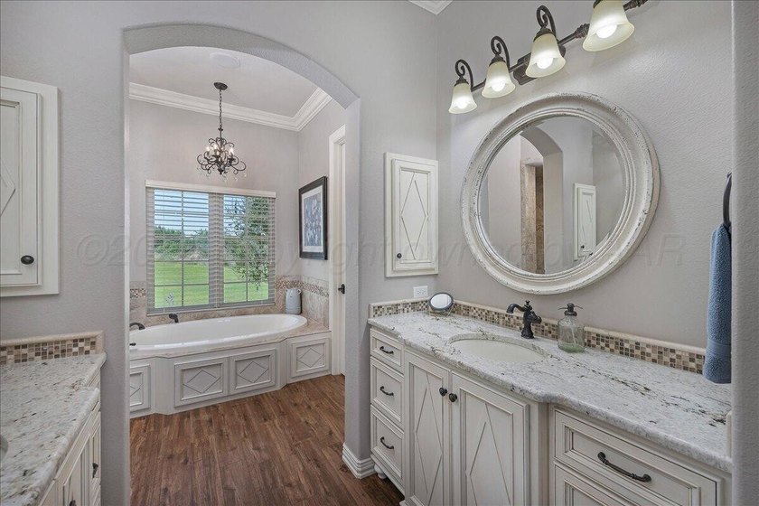 Extraordinary River Falls Estate on the Rim with over 5 acres! - photo 13