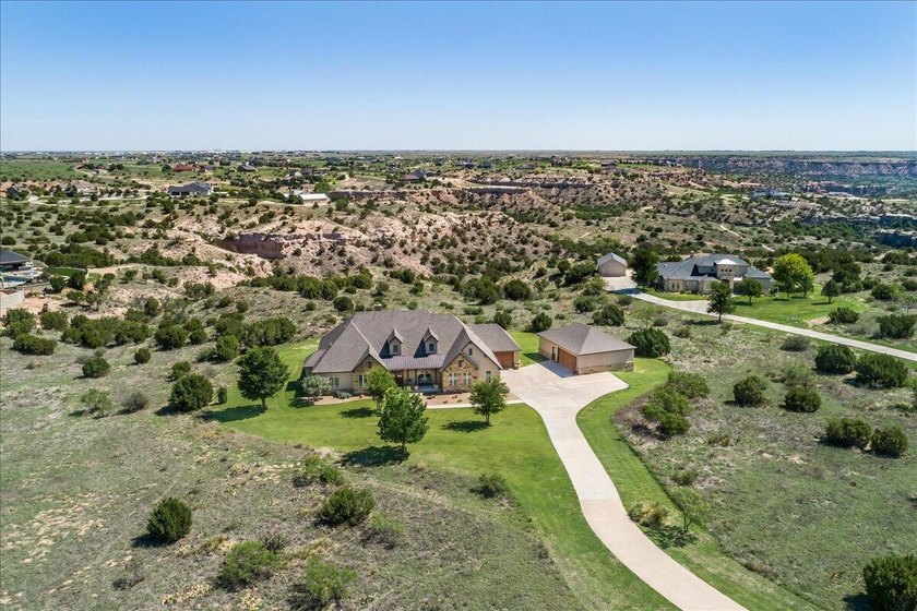 Extraordinary River Falls Estate on the Rim with over 5 acres! - photo 37