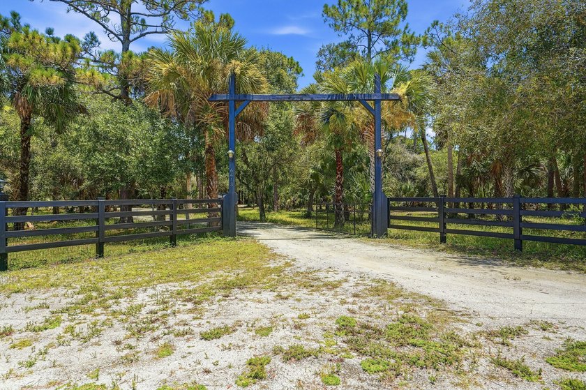 Build your dream oasis on this private, gated 6+ acre heavily - photo 10