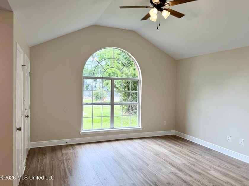 Perfect Starter Home -Buy for less than rent! Built in 2019 - photo 8