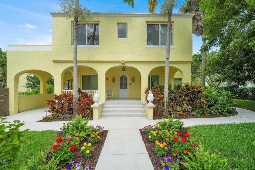 Rarely does a property of this size, character, and location - photo 6