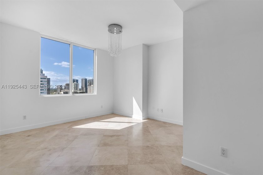 Welcome to your elegant urban oasis in the heart of downtown - photo 15