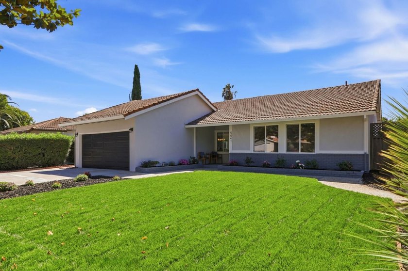 Stunning, top-to-bottom renovation in one of San Jose's most - photo 2