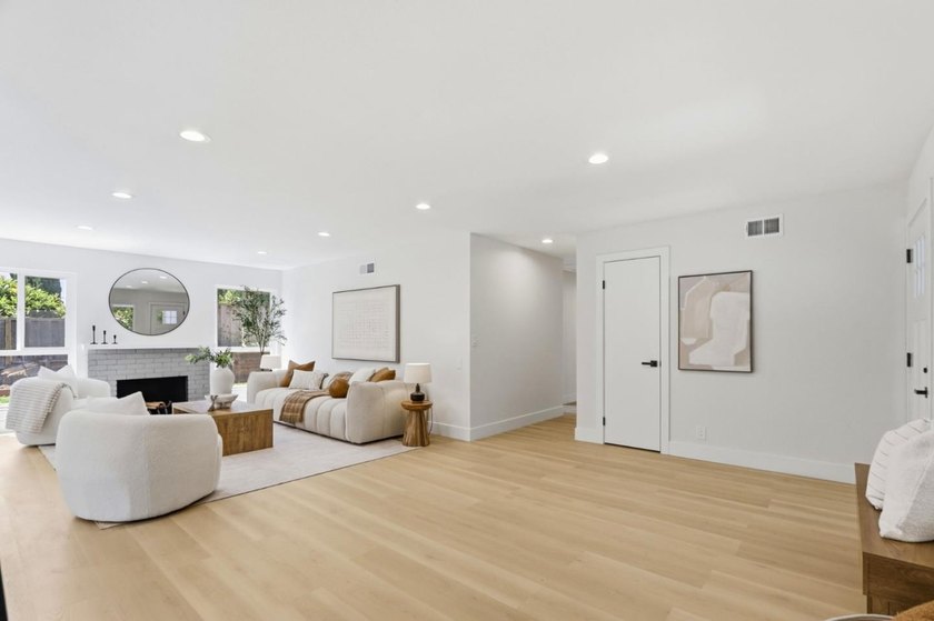 Stunning, top-to-bottom renovation in one of San Jose's most - photo 6