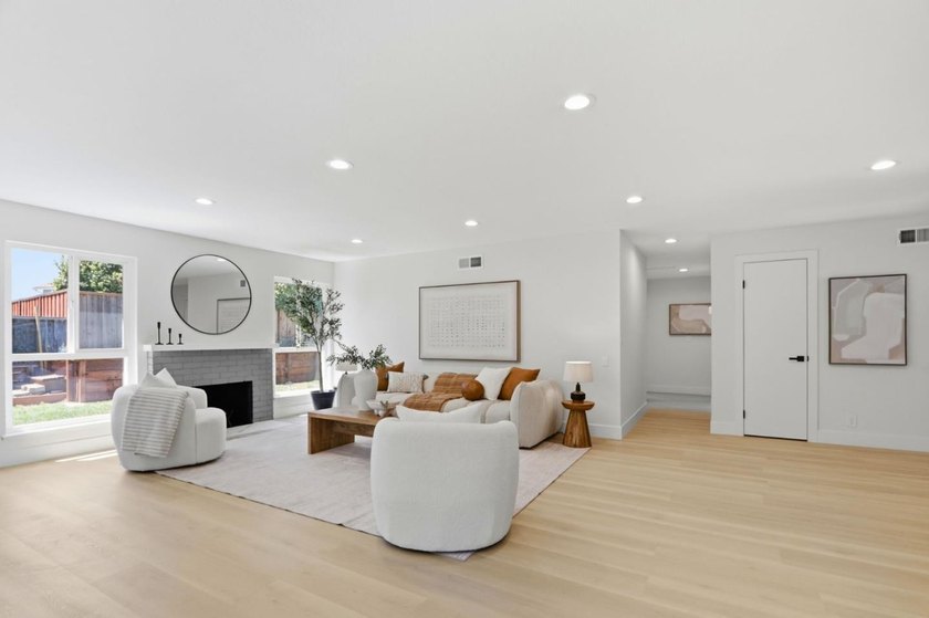 Stunning, top-to-bottom renovation in one of San Jose's most - photo 8
