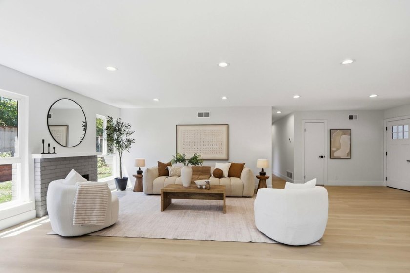 Stunning, top-to-bottom renovation in one of San Jose's most - photo 9