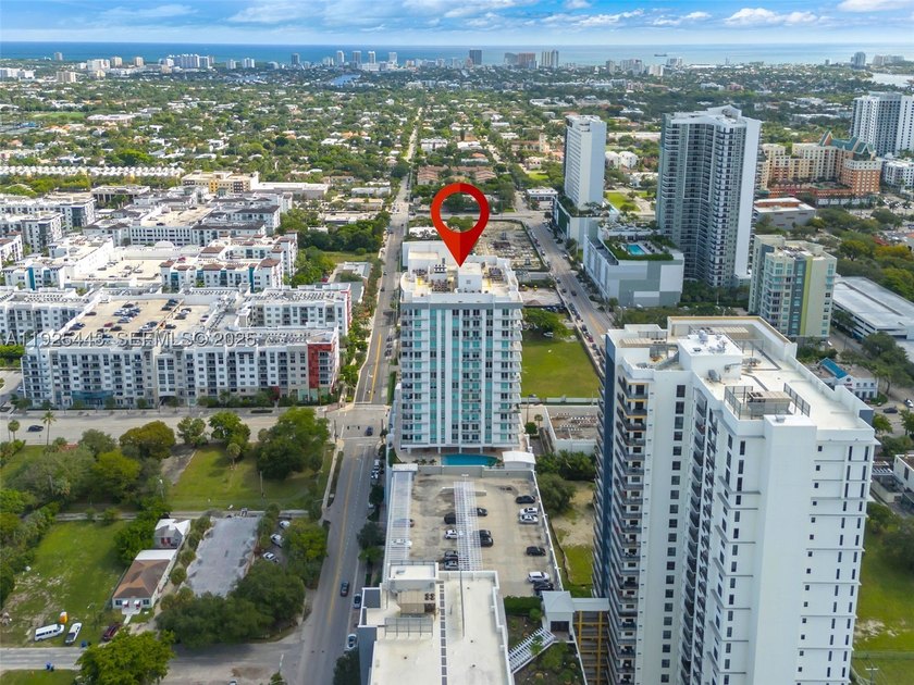 Welcome to your elegant urban oasis in the heart of downtown - photo 41