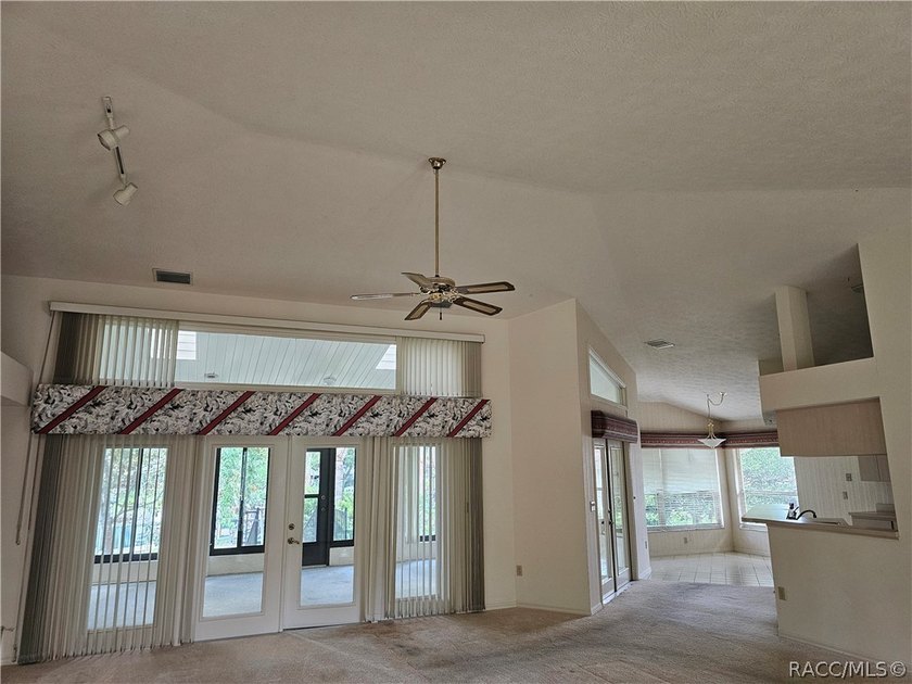Are you seeking the best buy in the sought after waterfront - photo 4