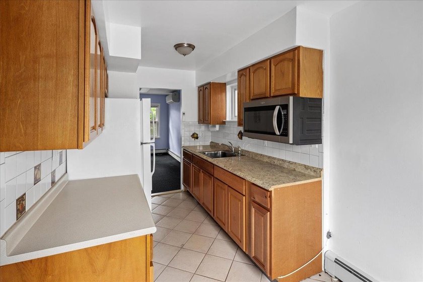Welcome to 25-33 Francis Lewis Boulevard , Whitestone. This - photo 7