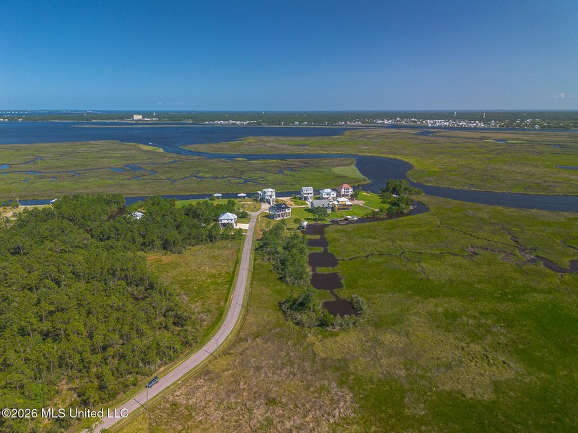 LOT # 104 - Discover one of the Mississippi Gulf Coast's premier - photo 10