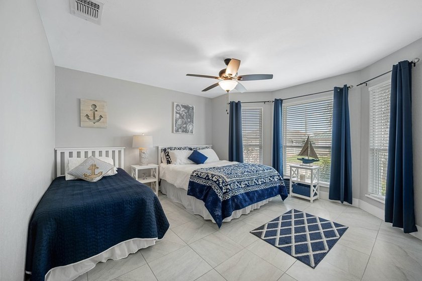 Welcome to your dream coastal home on the Redfish Bay of Aransas - photo 23