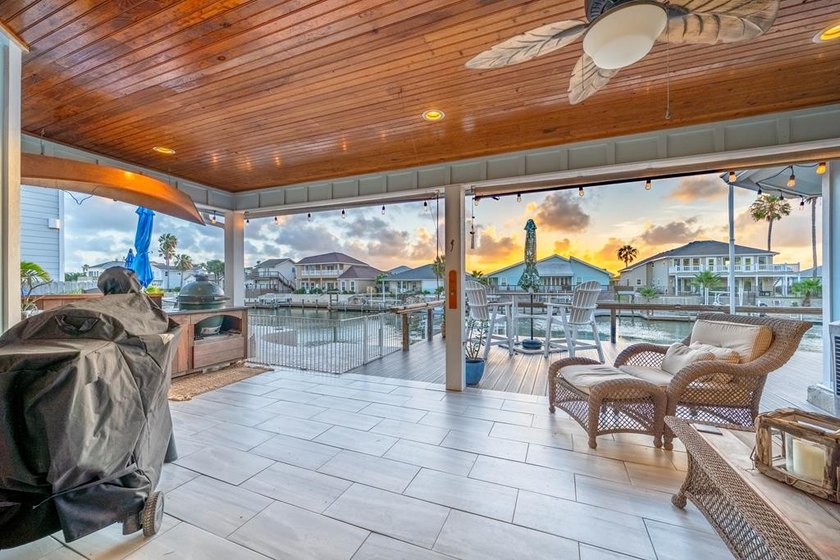 Welcome to your dream coastal home on the Redfish Bay of Aransas - photo 39