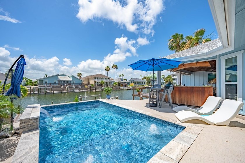 Welcome to your dream coastal home on the Redfish Bay of Aransas - photo 45