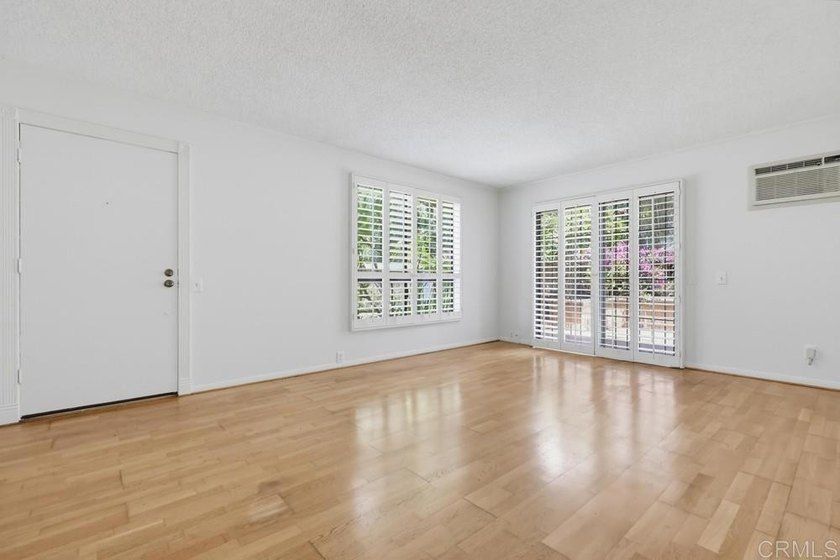 Welcome to one of Mission Playmor's largest floor plans! This - photo 11