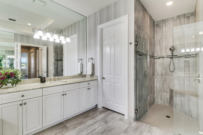 Enjoy refined lakefront living in the prestigious Bay Hill at - photo 21