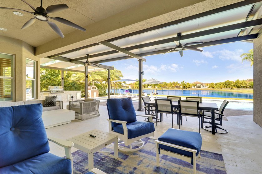 Enjoy refined lakefront living in the prestigious Bay Hill at - photo 31