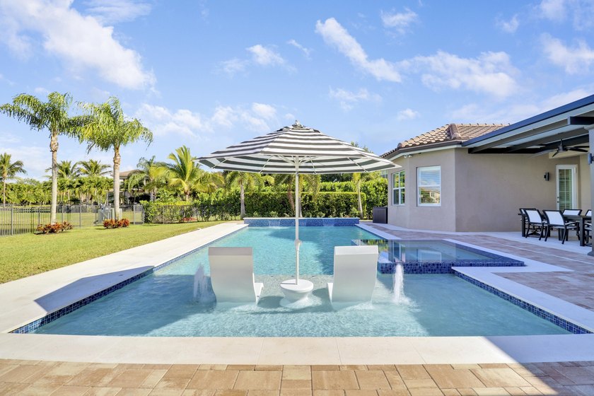 Enjoy refined lakefront living in the prestigious Bay Hill at - photo 33