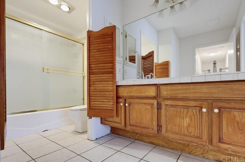 Welcome to one of Mission Playmor's largest floor plans! This - photo 38