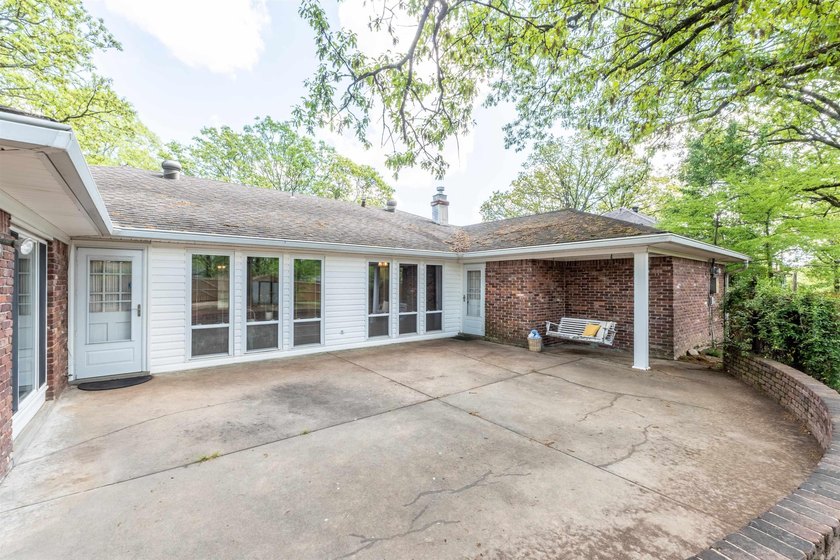 Discover this amazing split floor plan home with TWO primary - photo 18