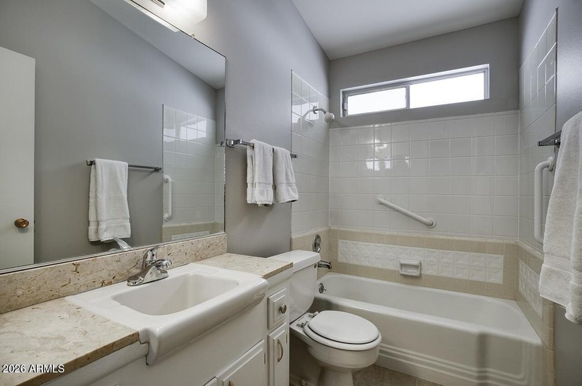 This home qualifies for a Free 1 year buy down though Rocket - photo 5