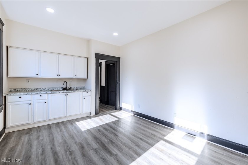 Come check out this stunningly duplex in Cleveland's Goodrich - photo 16