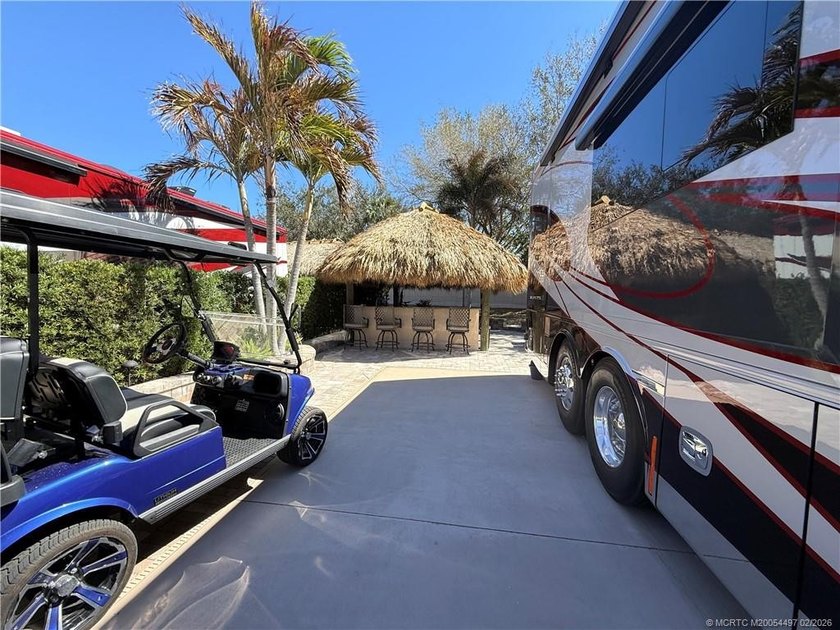 This expansive 2,868 sq. ft. lot offers a desirable layout that - photo 5