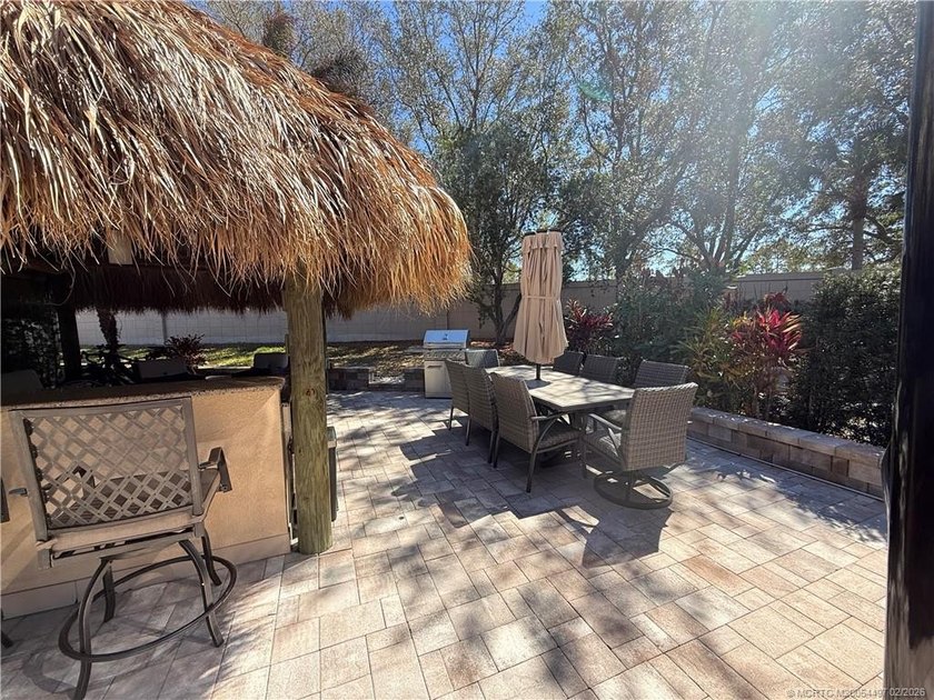This expansive 2,868 sq. ft. lot offers a desirable layout that - photo 7