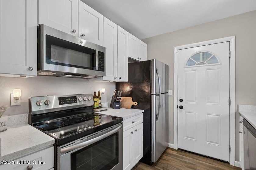 Welcome home to this charming brick beauty nestled on an - photo 10