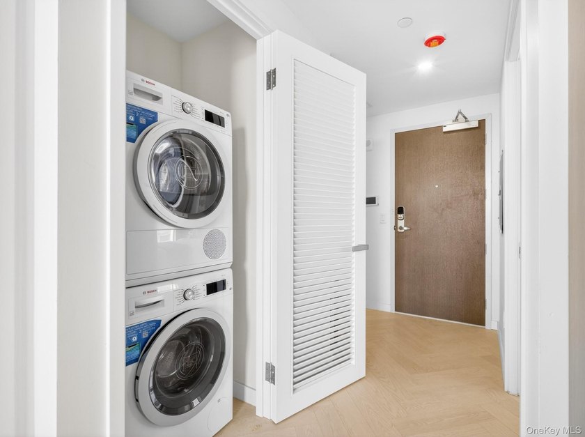 LaVita, A landmark luxury residence in the heart of Flushing - photo 24
