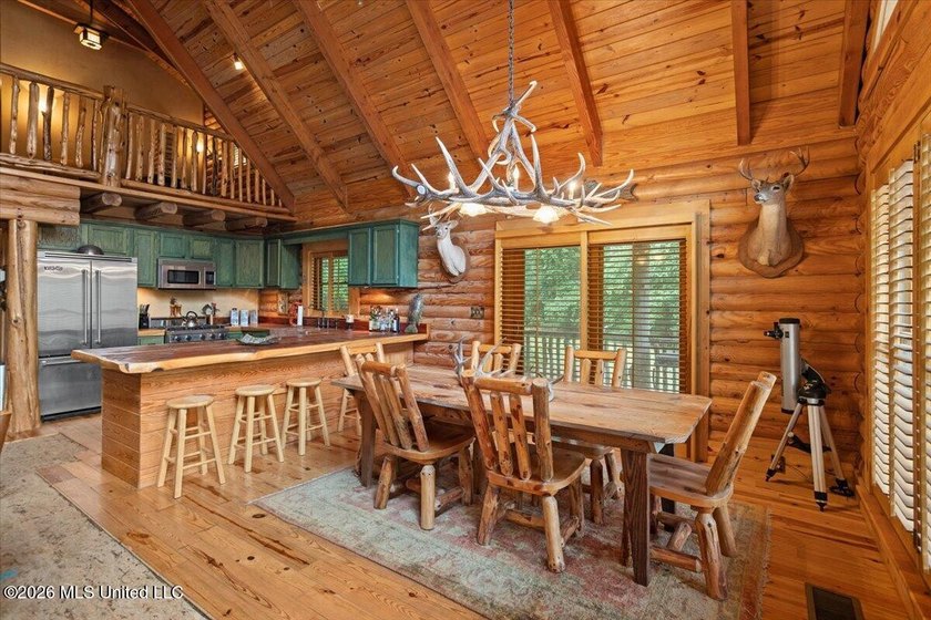 Welcome to Nola Pines! This unique property is tucked away on - photo 9