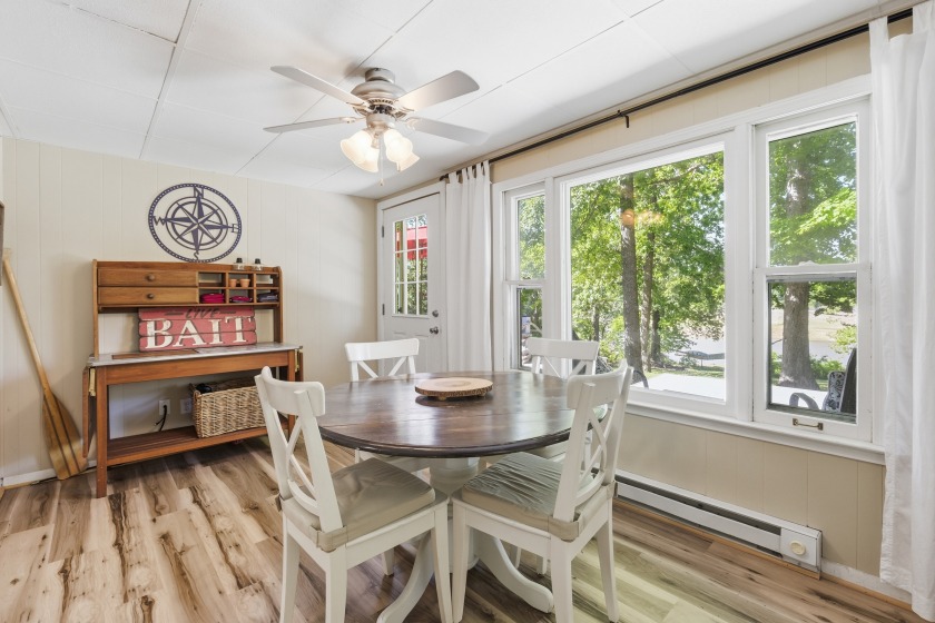 Back door / dining area - photo 8