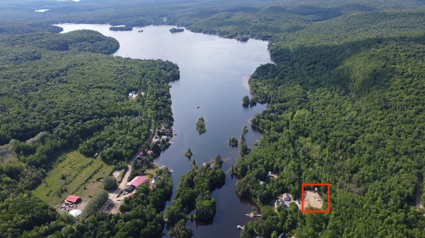 Great land opportunity with access to the magnificent Lac de la - photo 2