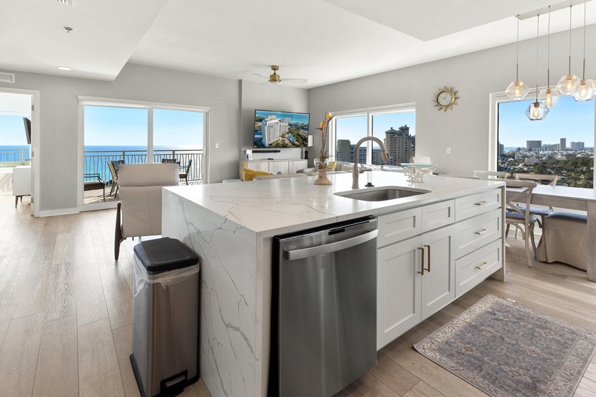 Luxury Gulf-View Condo at Luau | 11th Floor | 3 Bed, 3 Bath | 1 - photo 16