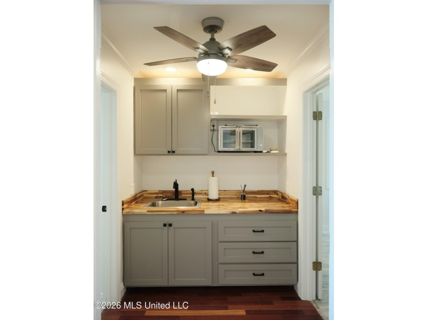 If you've been looking for a turnkey hunting, farming, or - photo 16