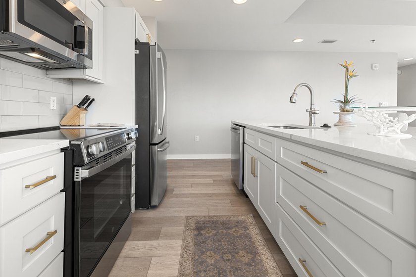 Luxury Gulf-View Condo at Luau | 11th Floor | 3 Bed, 3 Bath | 1 - photo 18