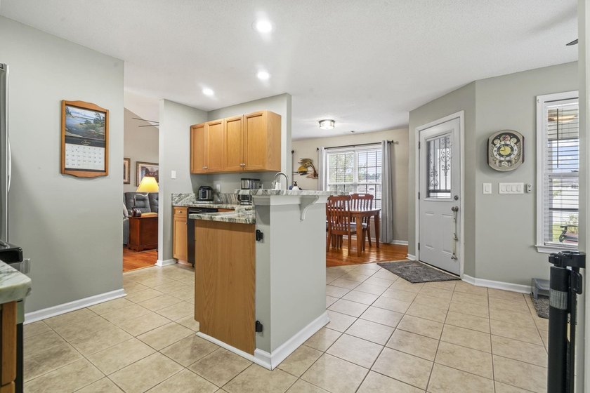 Situated in the vibrant heart of Myrtle Beach in Highland Ridge - photo 19