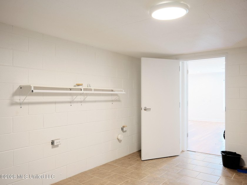 If you've been looking for a turnkey hunting, farming, or - photo 22