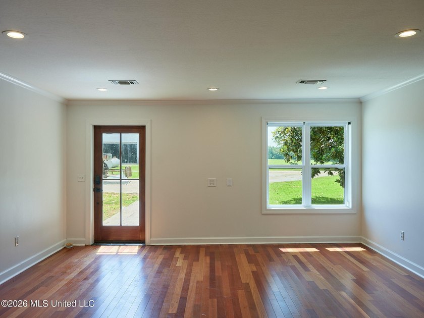 If you've been looking for a turnkey hunting, farming, or - photo 23