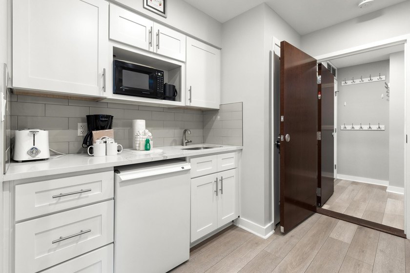 Luxury Gulf-View Condo at Luau | 11th Floor | 3 Bed, 3 Bath | 1 - photo 37