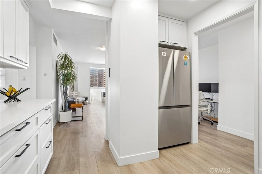 Welcome to Residence #907 at 969 Hilgard Avenue, a beautifully - photo 9