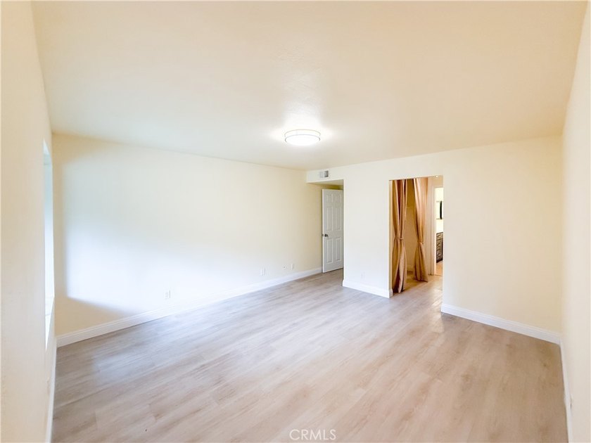 Welcome to the highly sought-after gated community of Fall Creek - photo 23