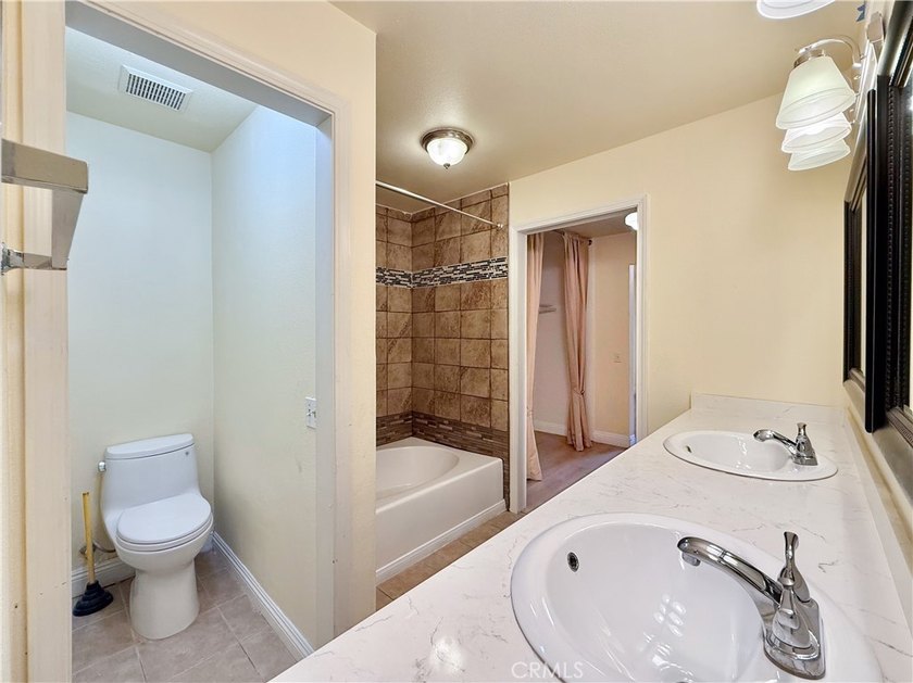 Welcome to the highly sought-after gated community of Fall Creek - photo 25