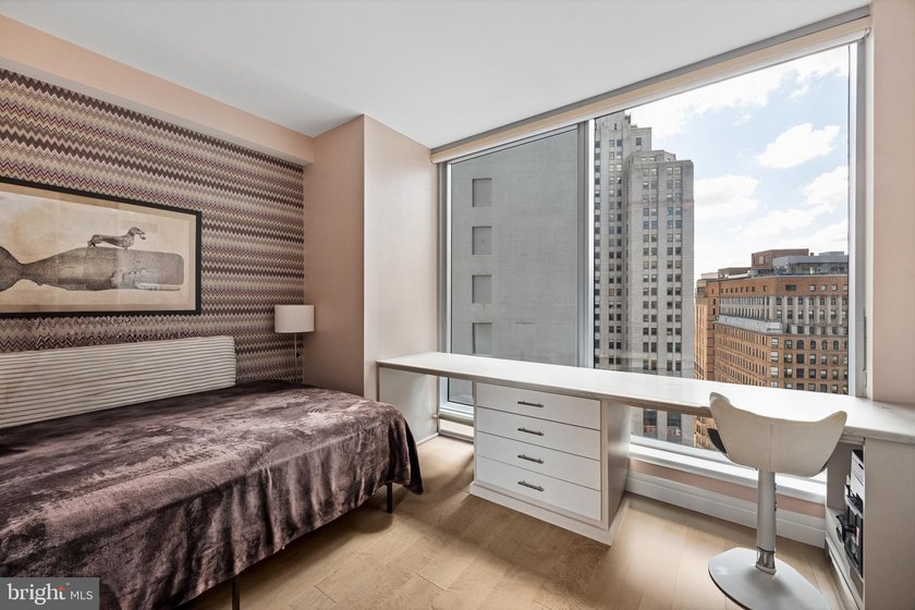 PARKING IS INCLUDED! PARKING VALUED OVER $100,000. FULLY - photo 28