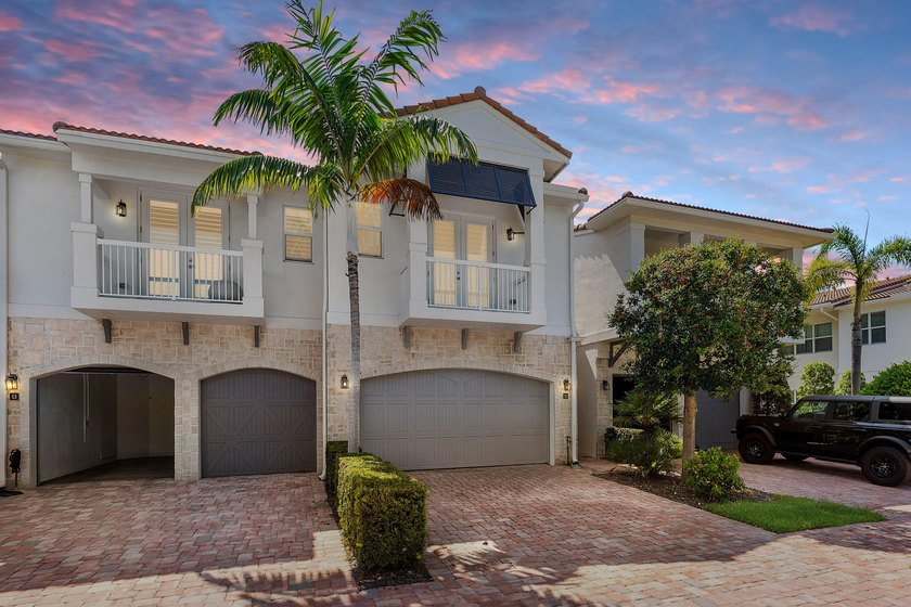 Experience effortless East Boca living in this meticulously - photo 2