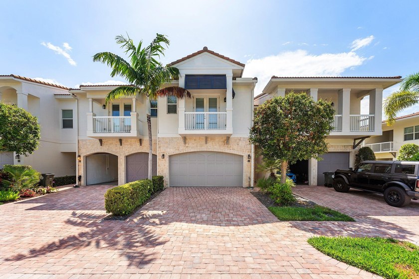 Experience effortless East Boca living in this meticulously - photo 3