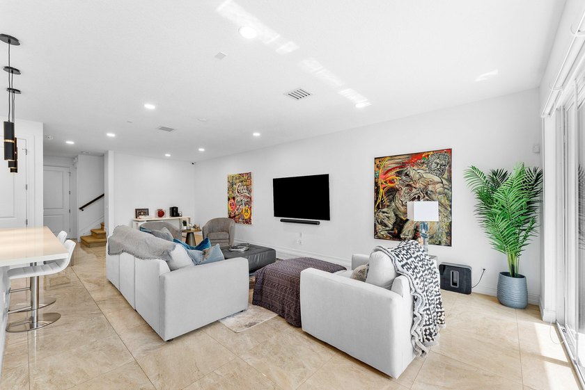 Experience effortless East Boca living in this meticulously - photo 6