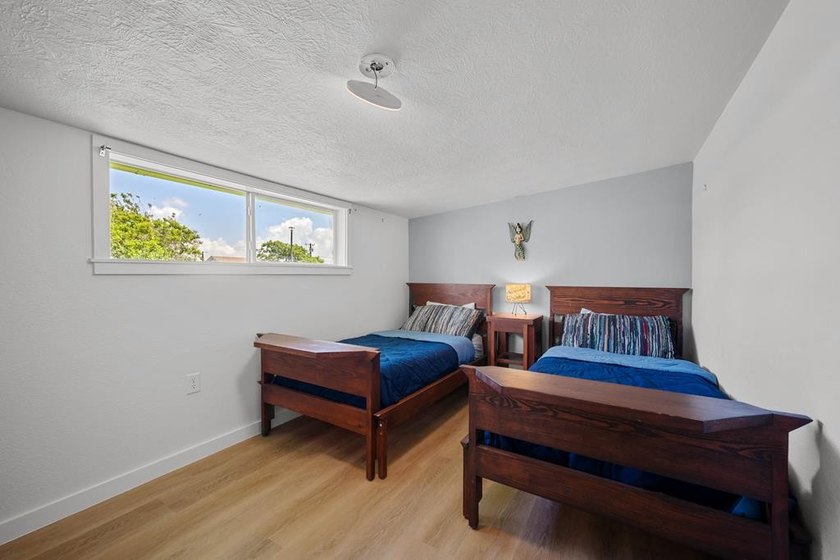Prime Commercial &amp; Residential Opportunity in the Heart of - photo 22