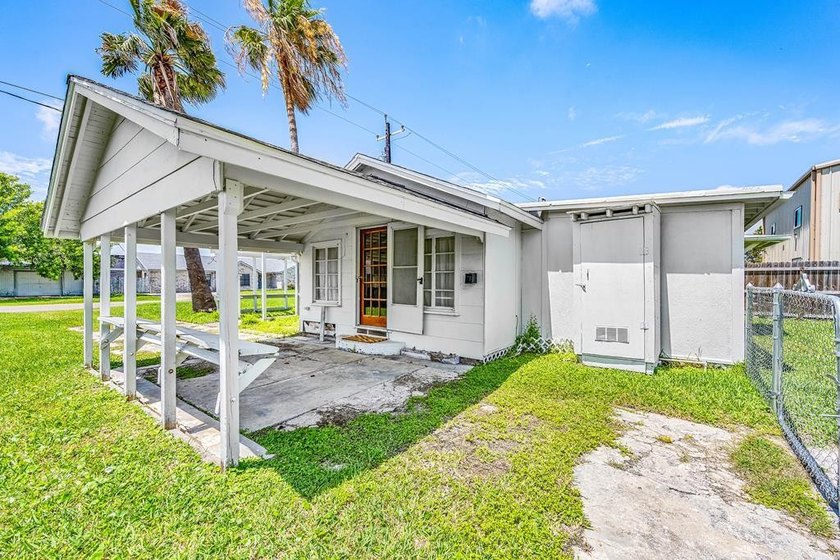 Prime Commercial &amp; Residential Opportunity in the Heart of - photo 26